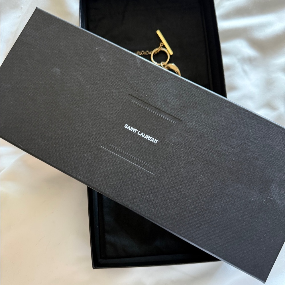 Saint Laurent Bold Gold Necklace - Picture 5 of 7